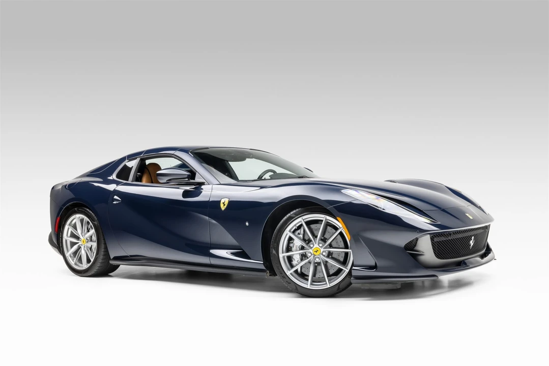 2021 Ferrari 812 GTS - Image 15 of 31