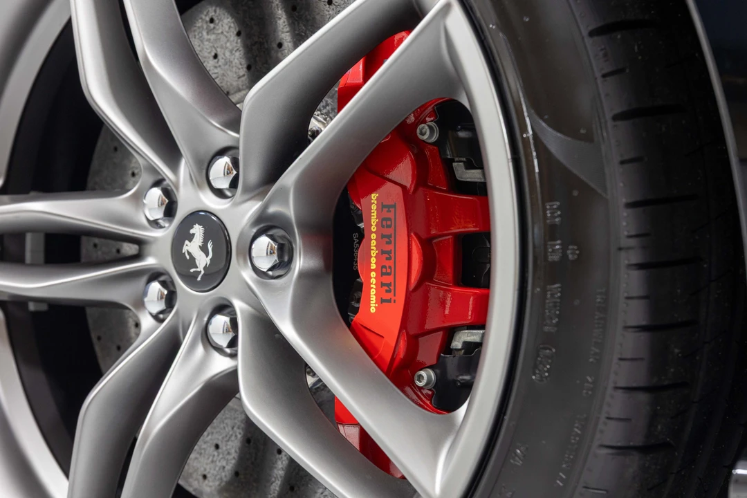 2021 Ferrari 812 GTS - Image 23 of 31