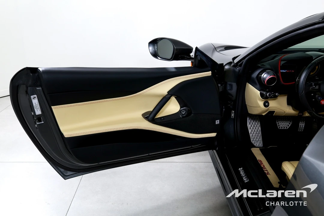 2021 Ferrari - Image 11 of 31