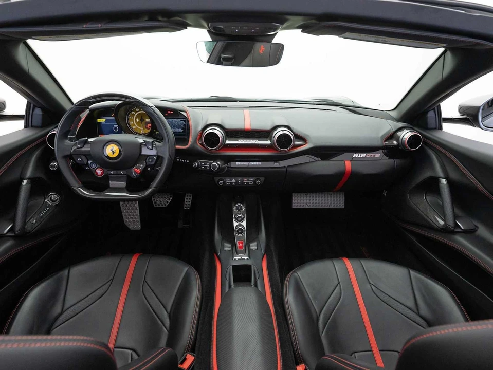 2021 Ferrari 812 GTS - Image 17 of 31