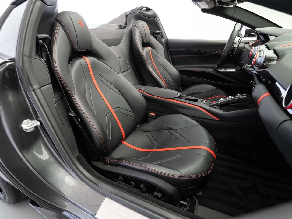 2021 Ferrari 812 GTS - Image 14 of 31