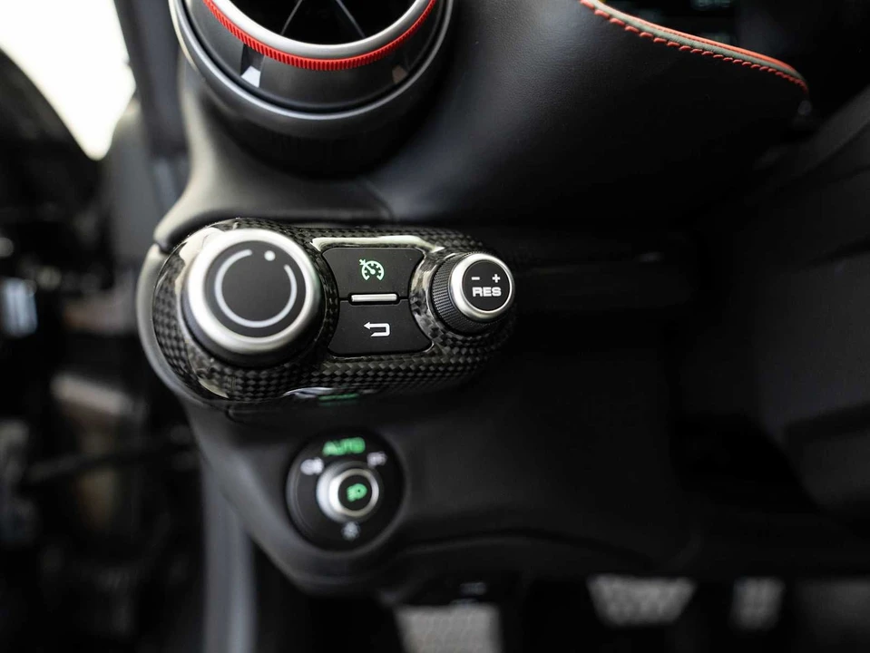 2021 Ferrari 812 GTS - Image 21 of 31