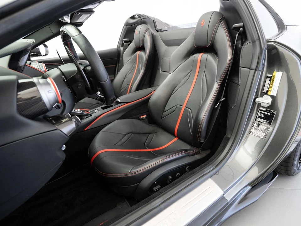 2021 Ferrari 812 GTS - Image 15 of 31