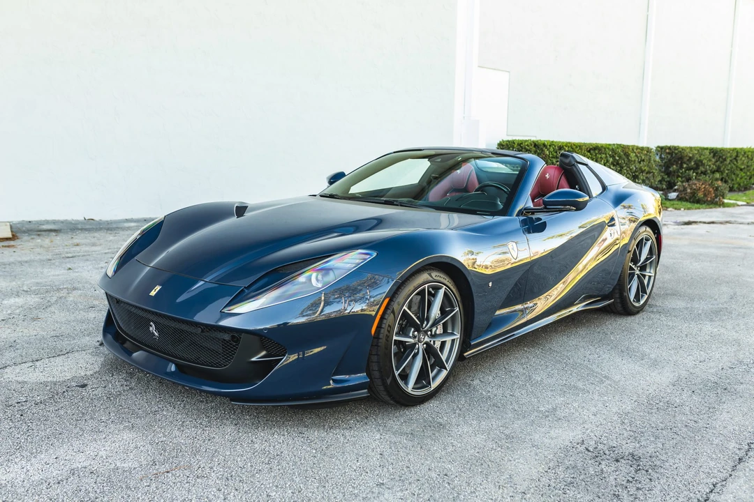 2021 Ferrari 812 GTS - Image 12 of 31