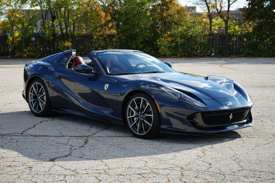 2021 Ferrari 812 GTS - Image 8 of 31