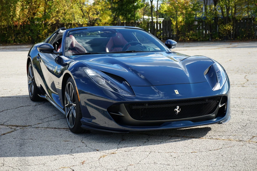 2021 Ferrari 812 GTS - Image 7 of 31