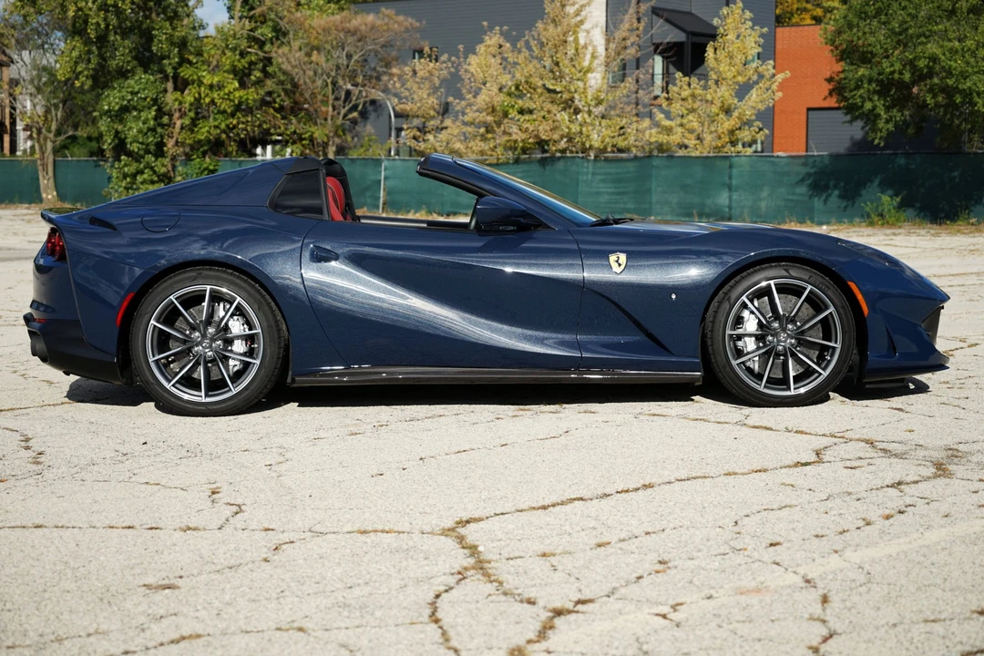 2021 Ferrari 812 GTS - Image 13 of 31