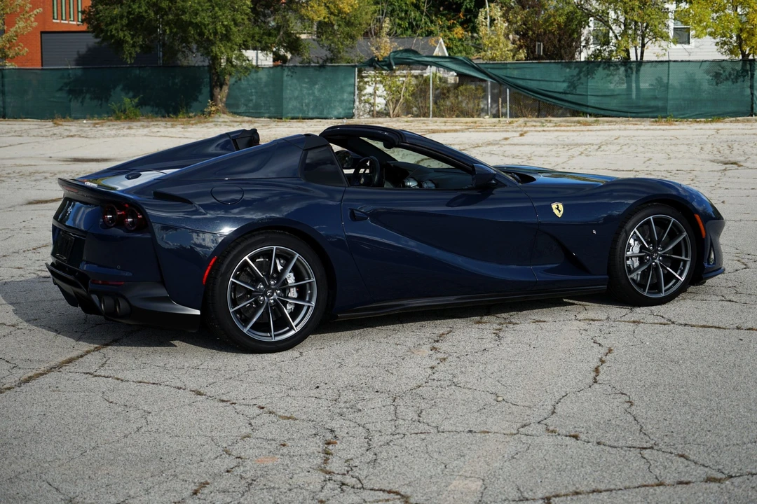 2021 Ferrari 812 GTS - Image 14 of 31
