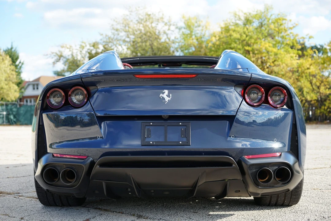 2021 Ferrari 812 GTS - Image 24 of 31