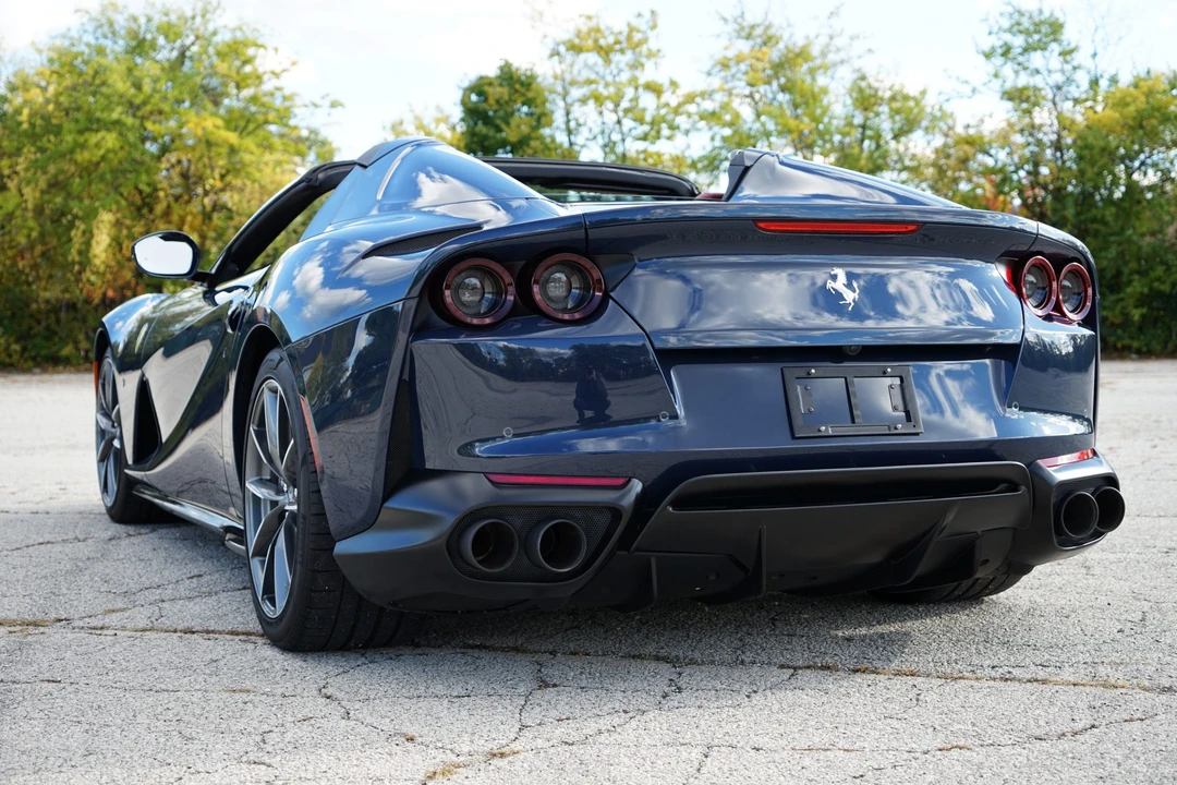 2021 Ferrari 812 GTS - Image 27 of 31