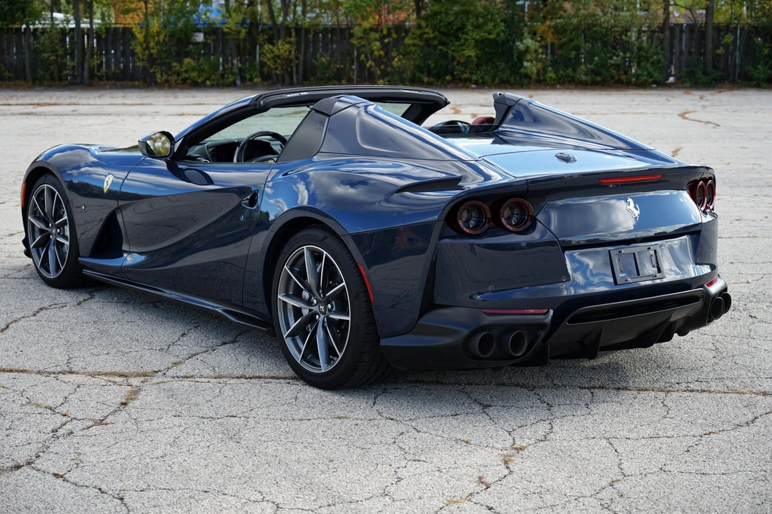 2021 Ferrari 812 GTS - Image 28 of 31