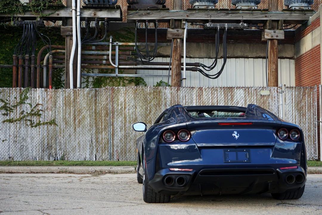 2021 Ferrari 812 GTS - Image 25 of 31