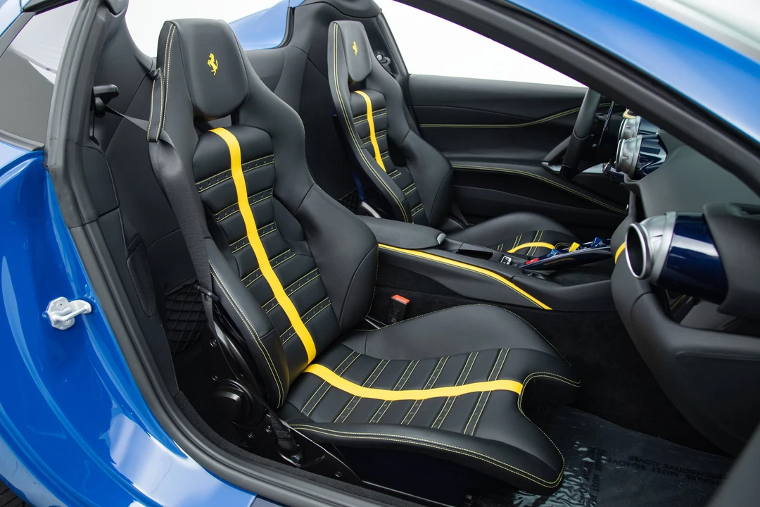2021 Ferrari 812 GTS - Image 27 of 31
