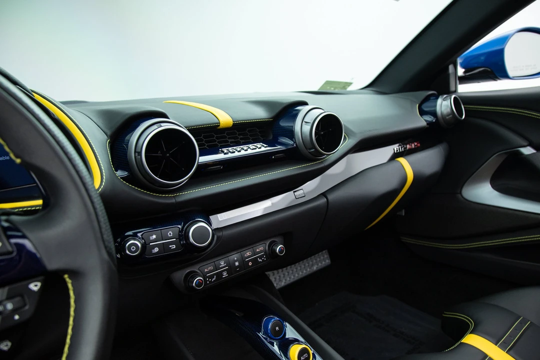 2021 Ferrari 812 GTS - Image 31 of 31