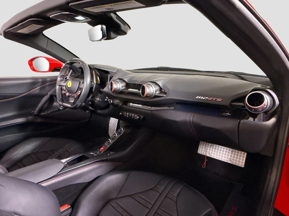 2021 Ferrari 812 GTS - Image 16 of 26