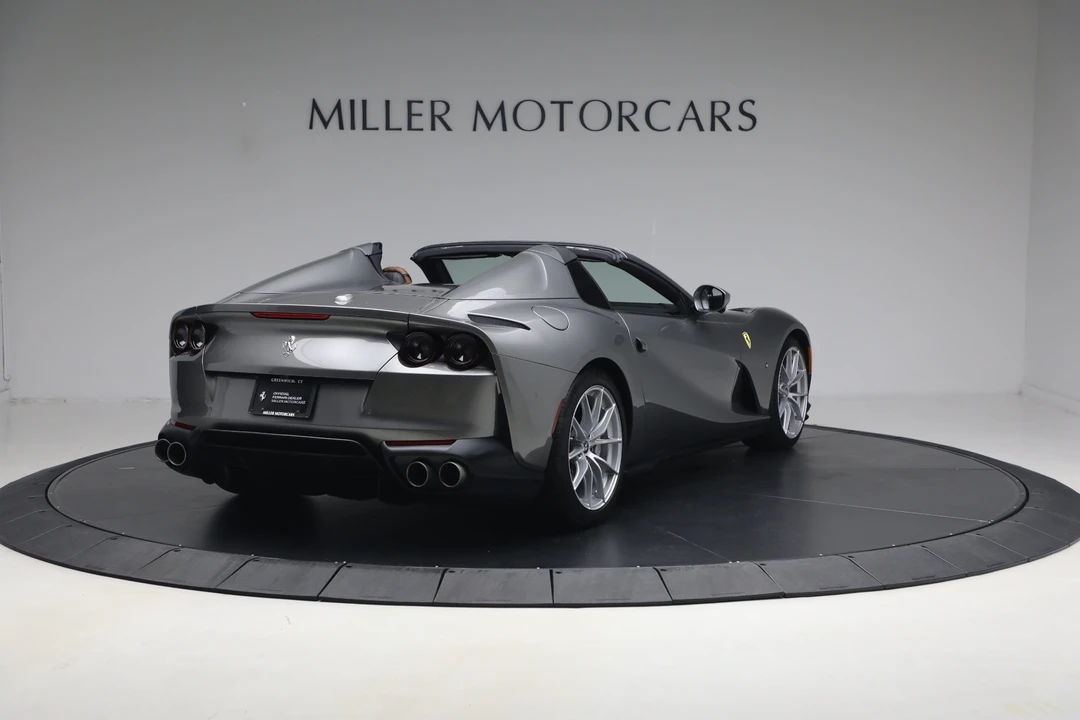 2021 Ferrari 812 GTS - Image 8 of 31