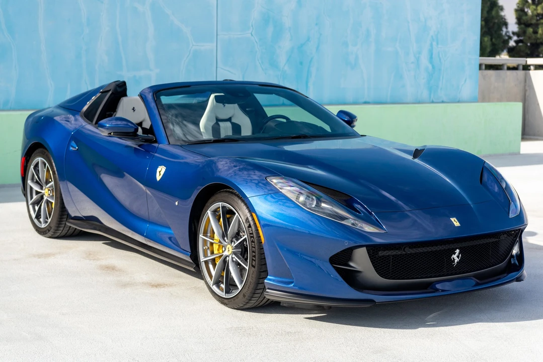 2021 Ferrari 812 GTS - Image 17 of 31