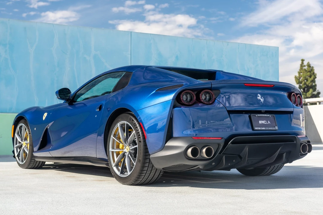 2021 Ferrari 812 GTS - Image 5 of 31