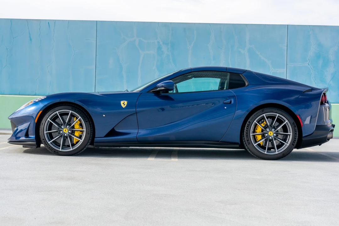 2021 Ferrari 812 GTS - Image 4 of 31