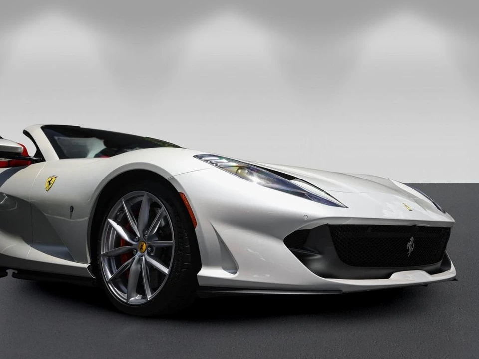 2021 Ferrari 812 GTS - Image 9 of 31
