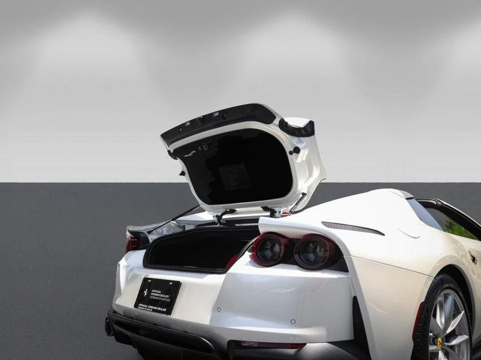2021 Ferrari 812 GTS - Image 18 of 31