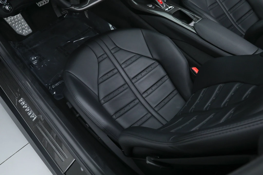 2021 Ferrari 812 GTS - Image 27 of 31