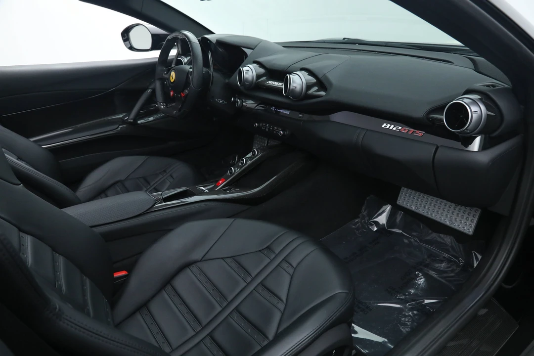 2021 Ferrari 812 GTS - Image 21 of 31