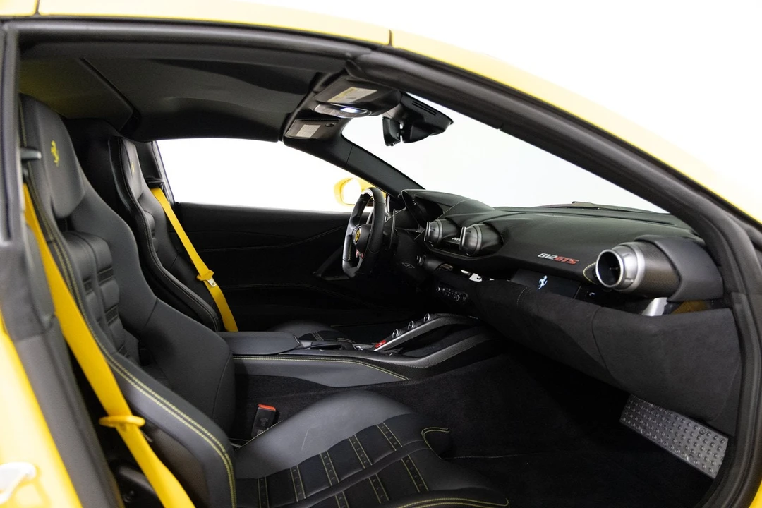 2021 Ferrari 812 GTS - Image 31 of 31