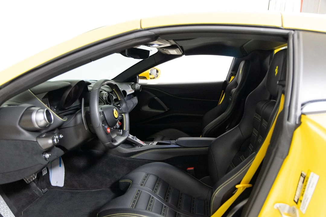 2021 Ferrari 812 GTS - Image 17 of 31