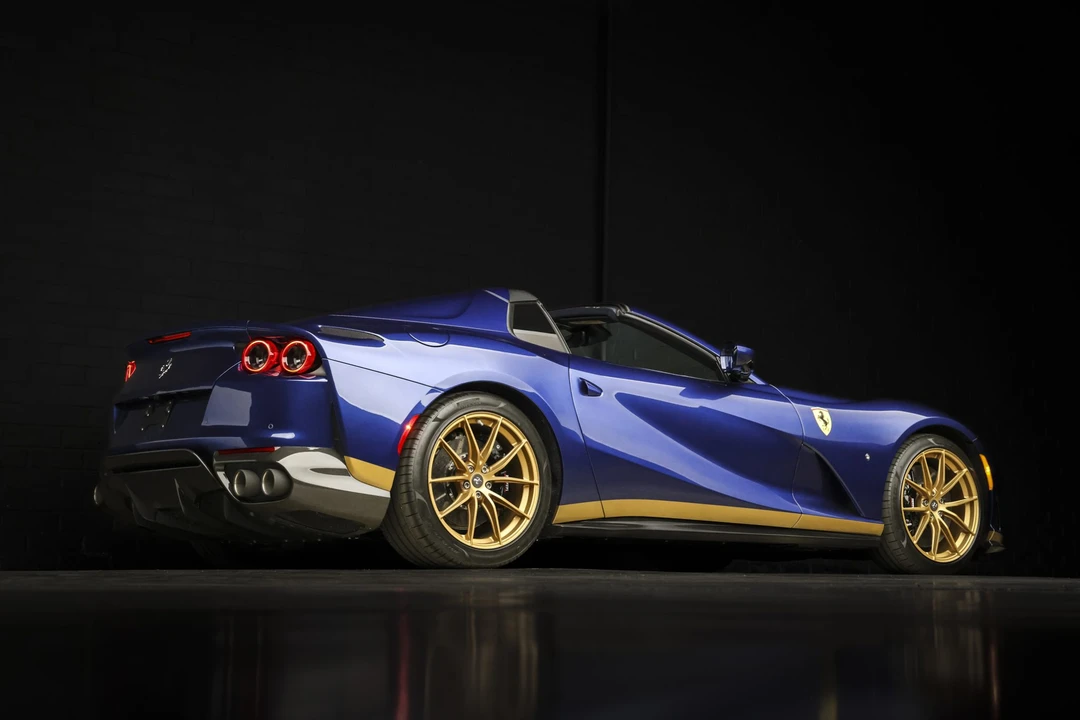2021 Ferrari 812 GTS - Image 25 of 31