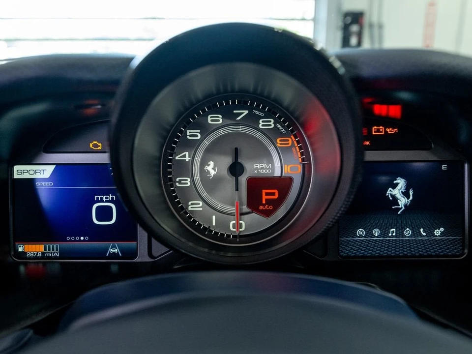 2021 Ferrari 812 GTS - Image 30 of 31