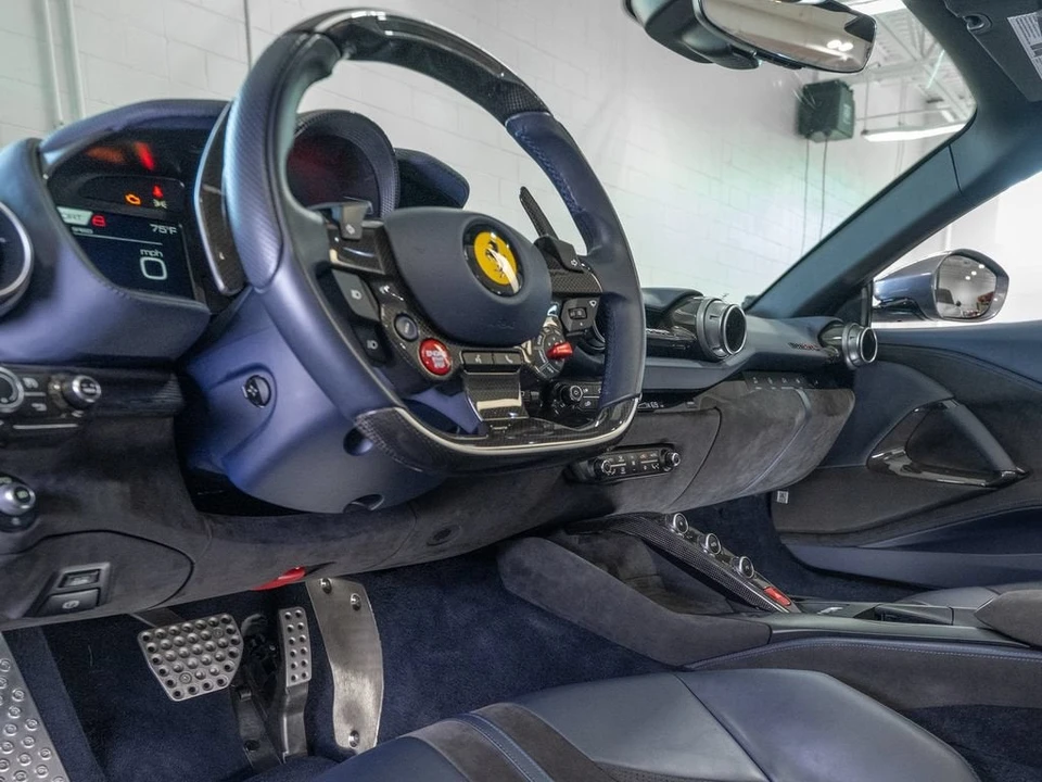 2021 Ferrari 812 GTS - Image 25 of 31