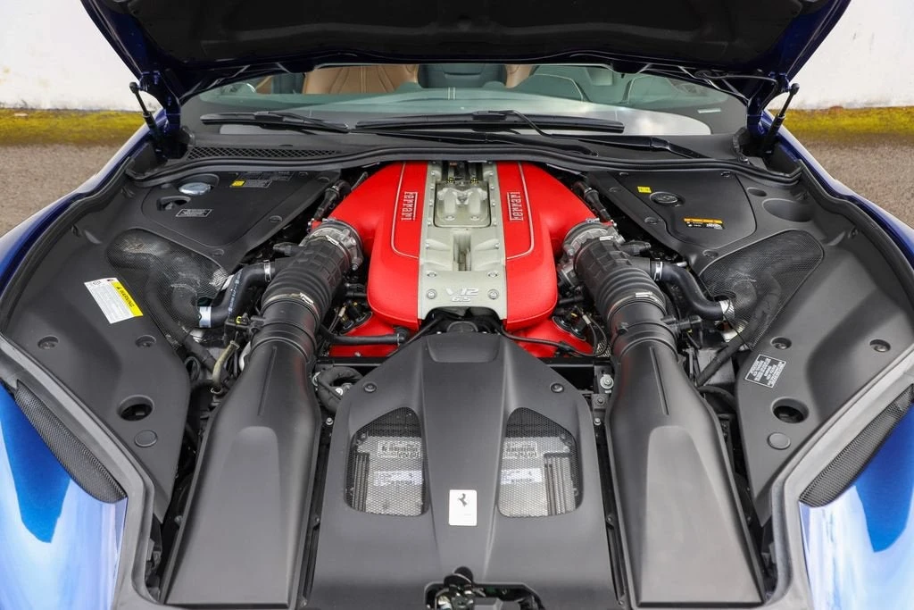 2021 Ferrari 812 GTS - Image 11 of 31
