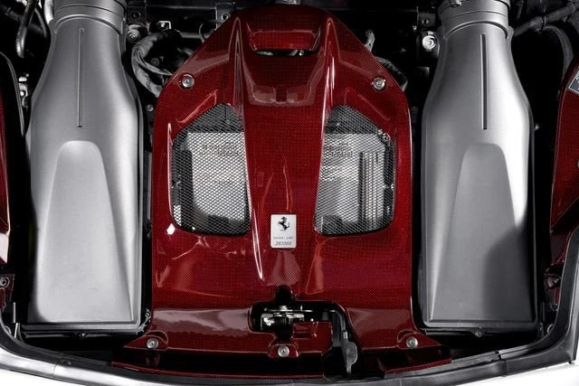 2021 Ferrari 812 GTS - Image 17 of 31