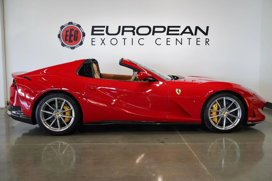 2021 Ferrari 812 GTS - Image 6 of 21