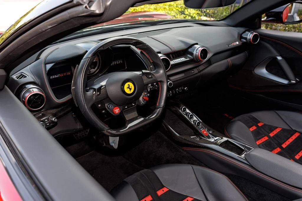2021 Ferrari 812 GTS - Image 9 of 31