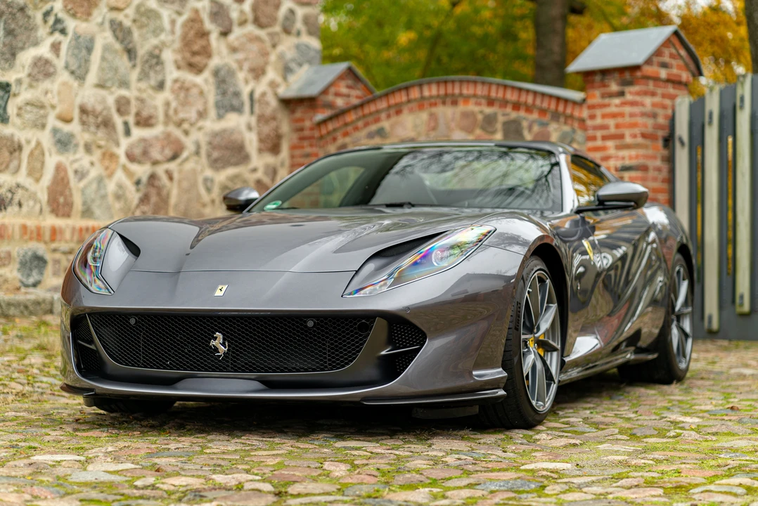 2021 Ferrari 812 GTS - Image 3 of 31