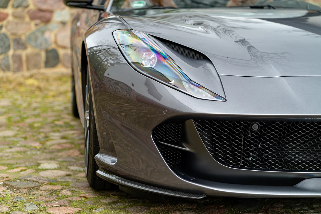 2021 Ferrari 812 GTS - Image 28 of 31