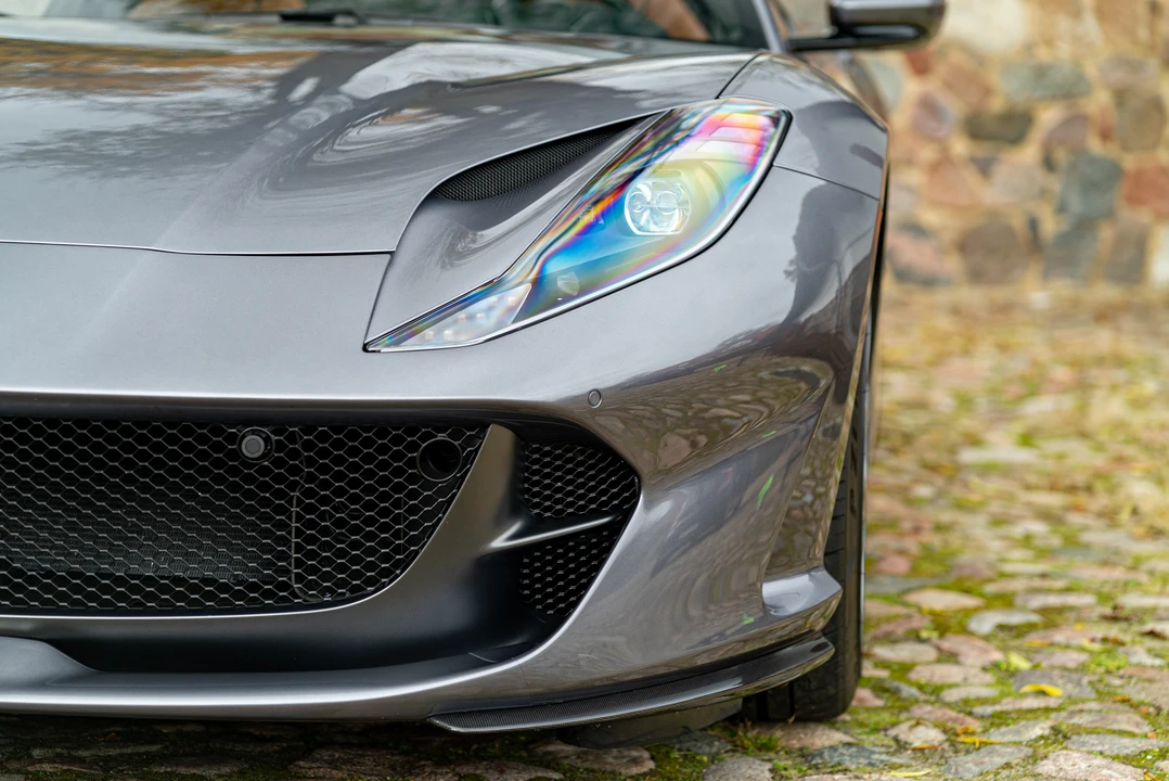 2021 Ferrari 812 GTS - Image 29 of 31