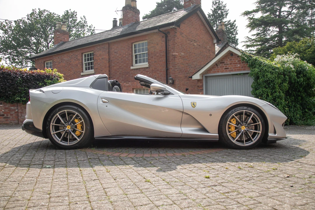2021 Ferrari 812 GTS - Image 4 of 31