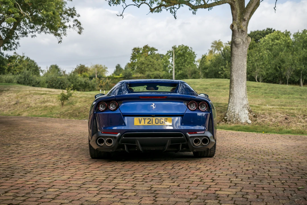 2021 Ferrari 812 GTS - Image 6 of 31