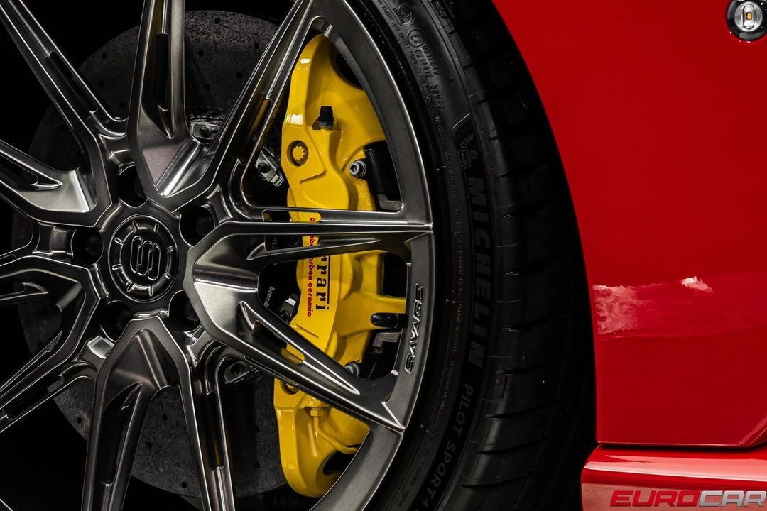 2021 Ferrari 812 Superfast - Image 24 of 31