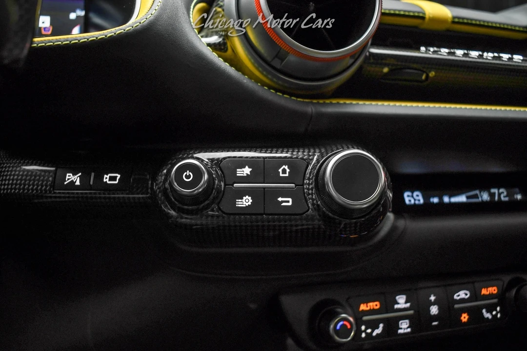 2021 Ferrari 812 Superfast - Image 18 of 31