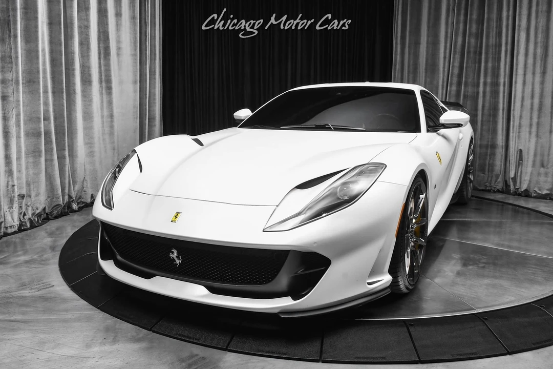 2021 Ferrari 812 Superfast - Image 2 of 31