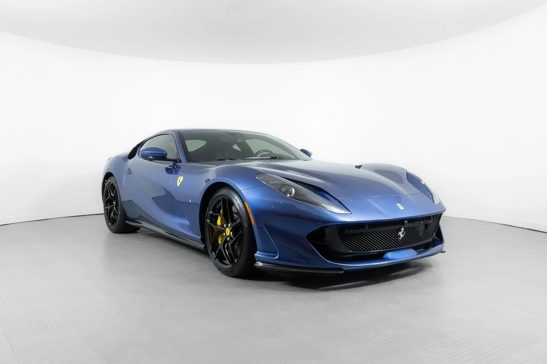 2021 Ferrari 812 Superfast - Image 6 of 12