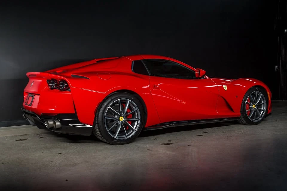 2021 Ferrari 812 GTS - Image 7 of 20