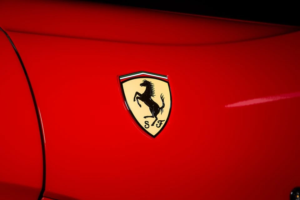 2021 Ferrari 812 GTS - Image 9 of 20