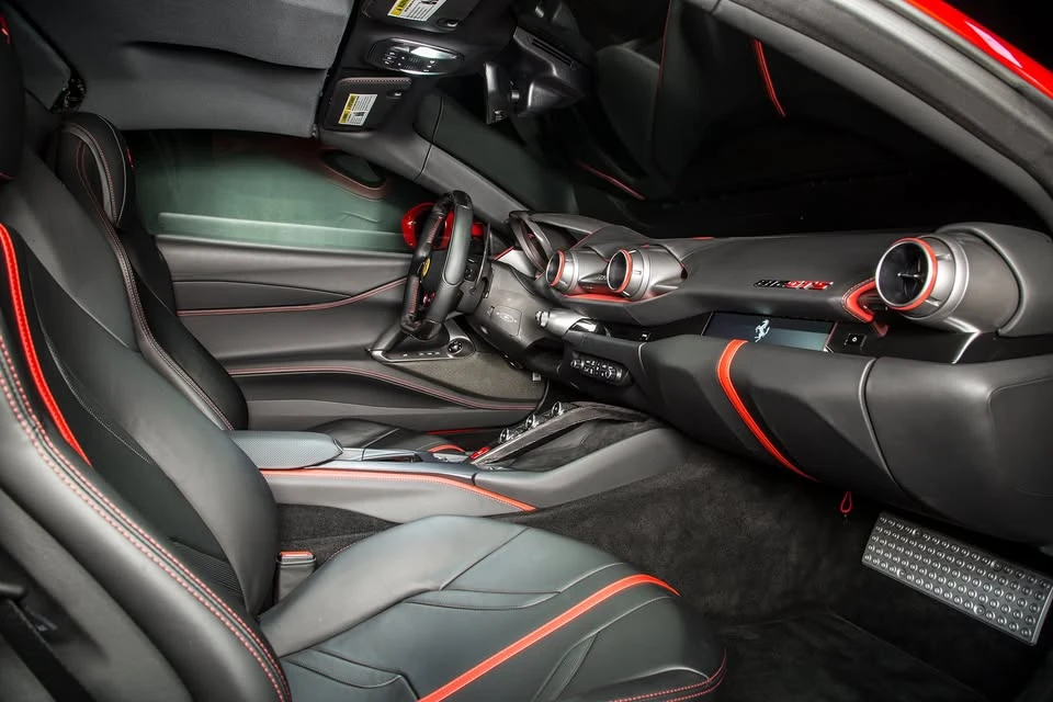 2021 Ferrari 812 GTS - Image 15 of 20