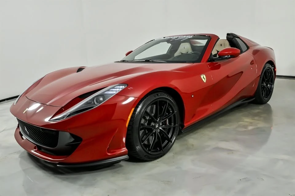 2021 Ferrari 812 GTS - Image 5 of 19