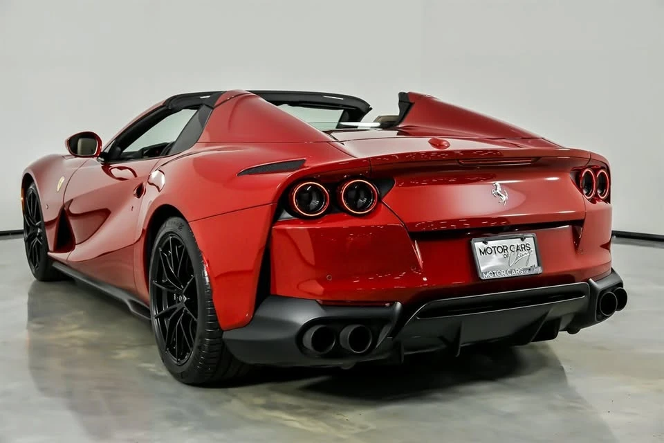 2021 Ferrari 812 GTS - Image 9 of 19
